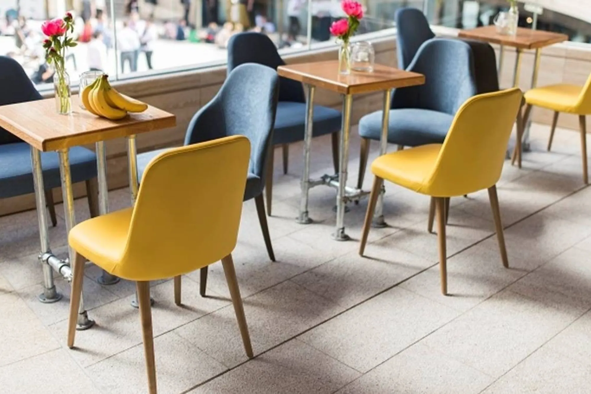 Are Cafe Chairs Wholesale Cheaper in Bulk than Retail?